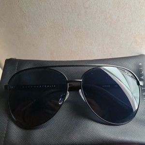 Quay Australia Vivienne Black Aviator Sunglasses